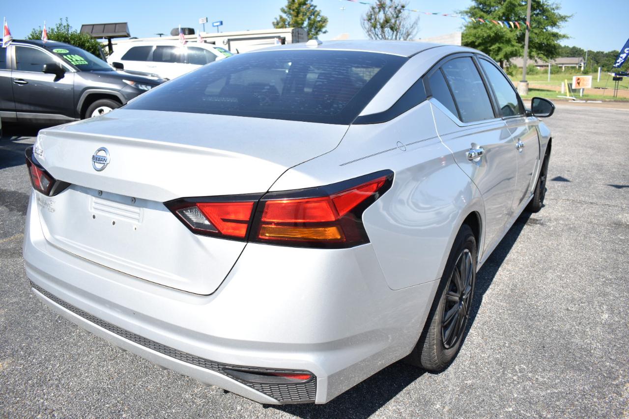 Nissan Altima 2.5 S Sedan 2020