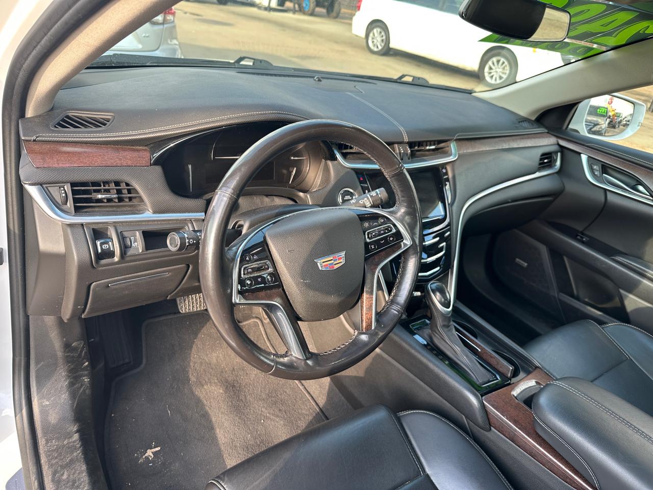 Cadillac XTS 4dr Sdn Luxury AWD 2019