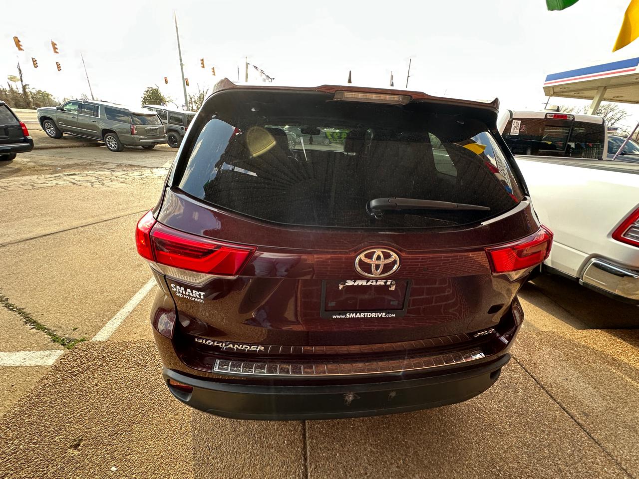 Toyota Highlander XLE V6 FWD (Natl) 2019