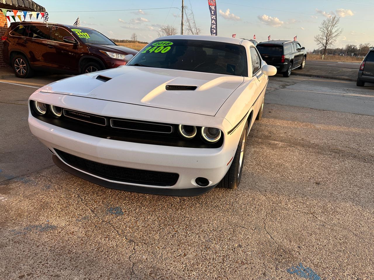 Dodge Challenger SXT RWD 2018