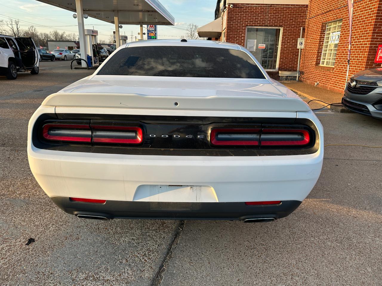 Dodge Challenger SXT RWD 2018