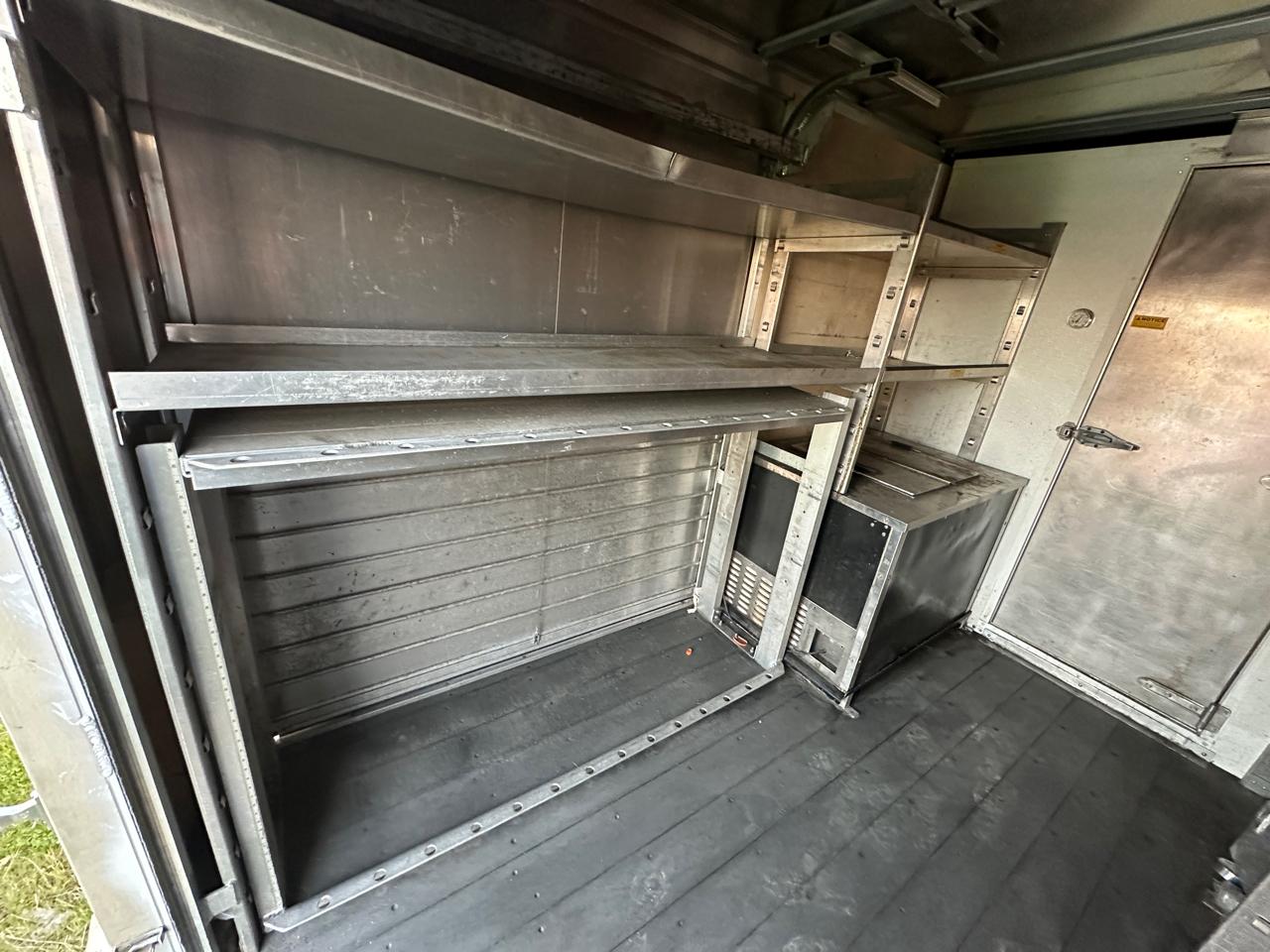 Chevrolet Express Commercial Cutaway 4500 Van 159" *Ltd Avail* 2016