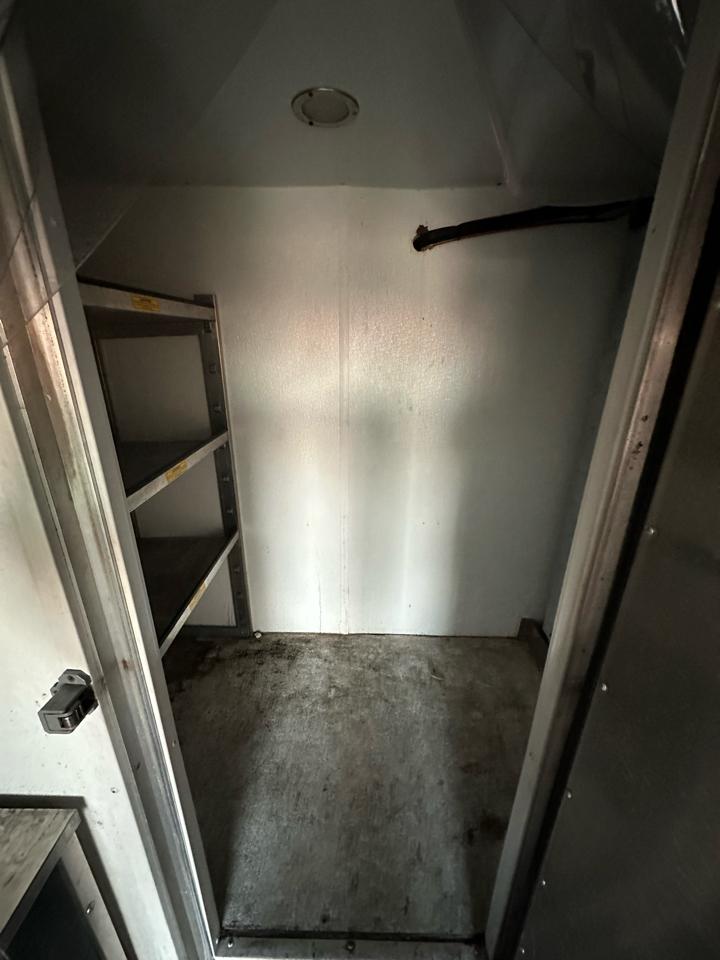 Chevrolet Express Commercial Cutaway 4500 Van 159" *Ltd Avail* 2016