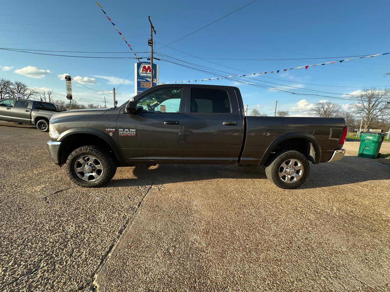 RAM 2500 4WD Crew Cab 149" Tradesman 2016