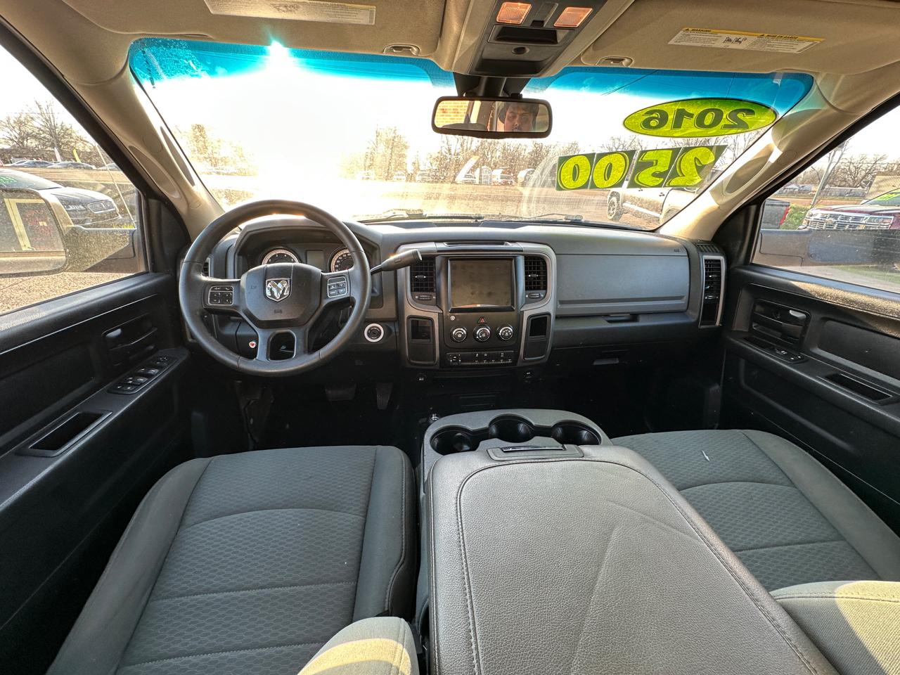 RAM 2500 4WD Crew Cab 149" Tradesman 2016