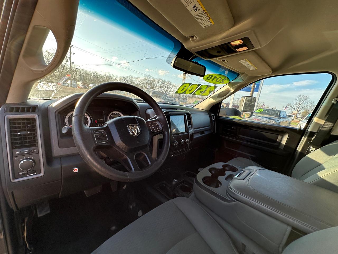 RAM 2500 4WD Crew Cab 149" Tradesman 2016