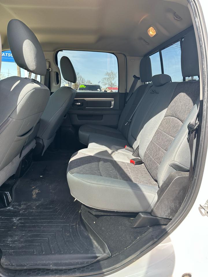 RAM 1500 Classic Big Horn 4x2 Crew Cab 6'4" Box 2019