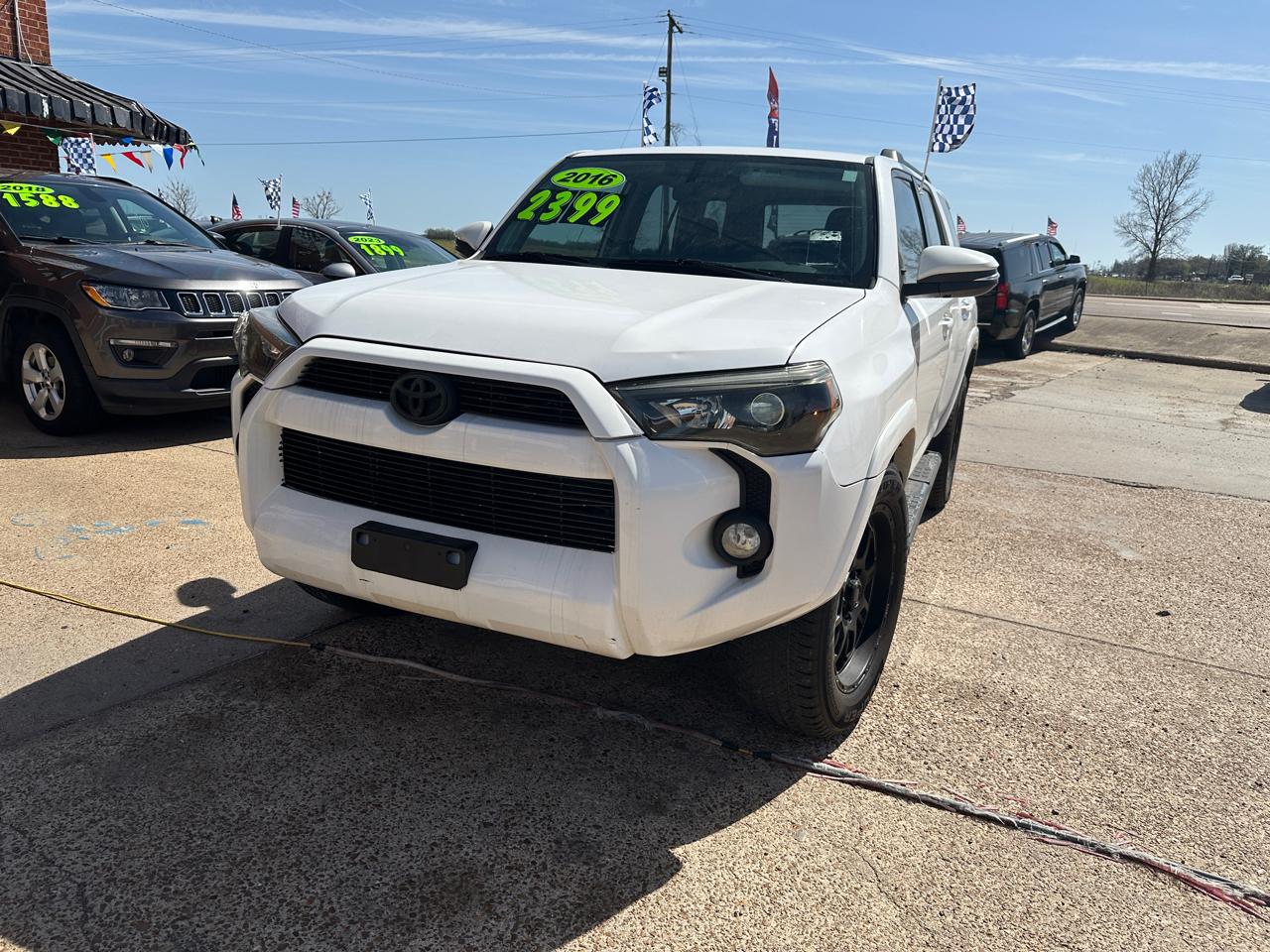 Toyota 4Runner RWD 4dr V6 SR5 Premium (Natl) 2016