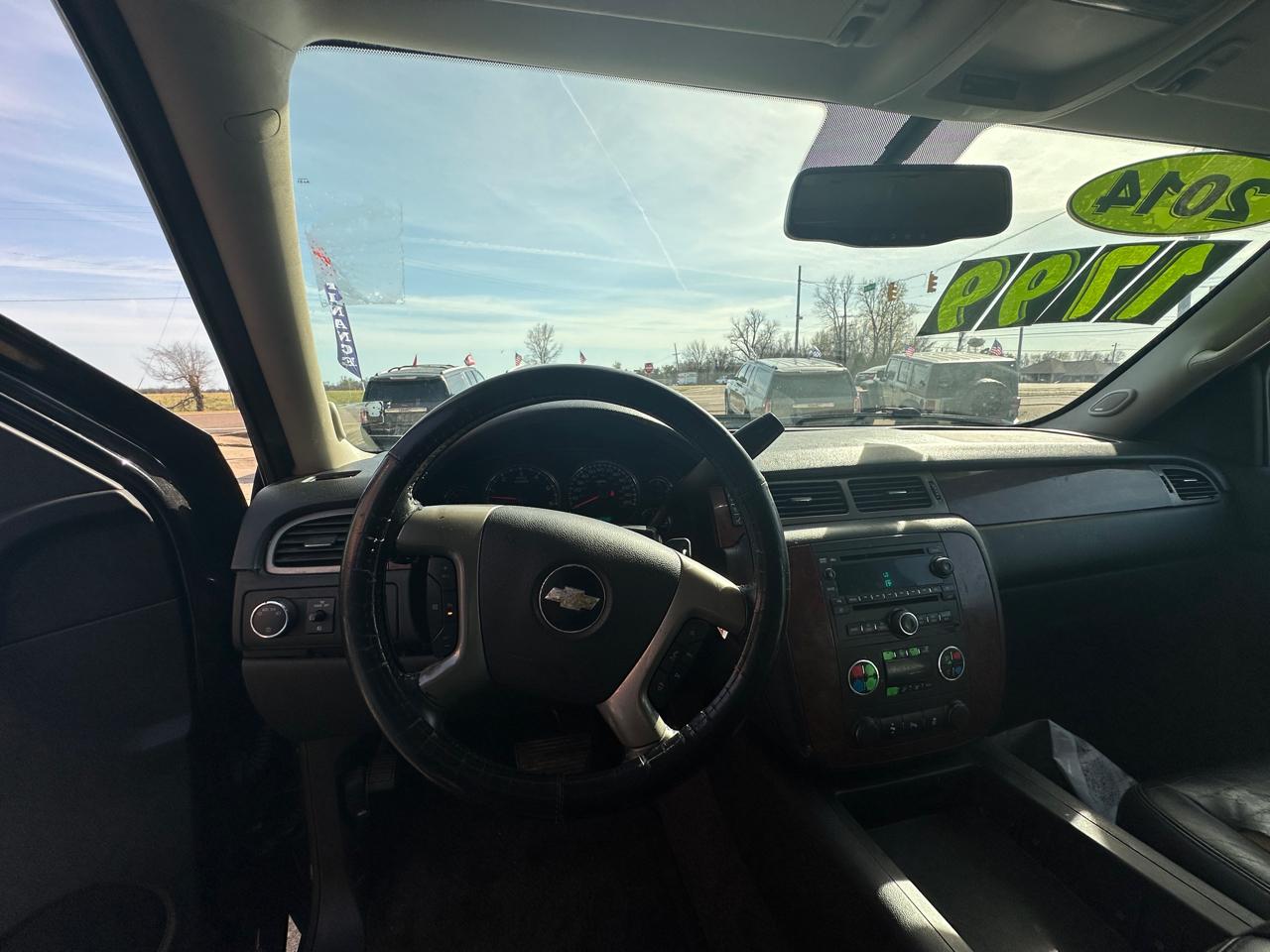 Chevrolet Tahoe 2WD 4dr LT 2014