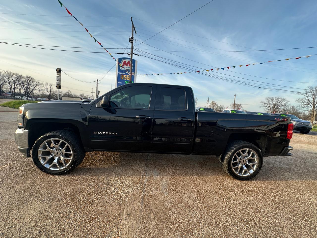 2019 Chevrolet Silverado 1500 LD 4WD Double Cab LT w/1LT