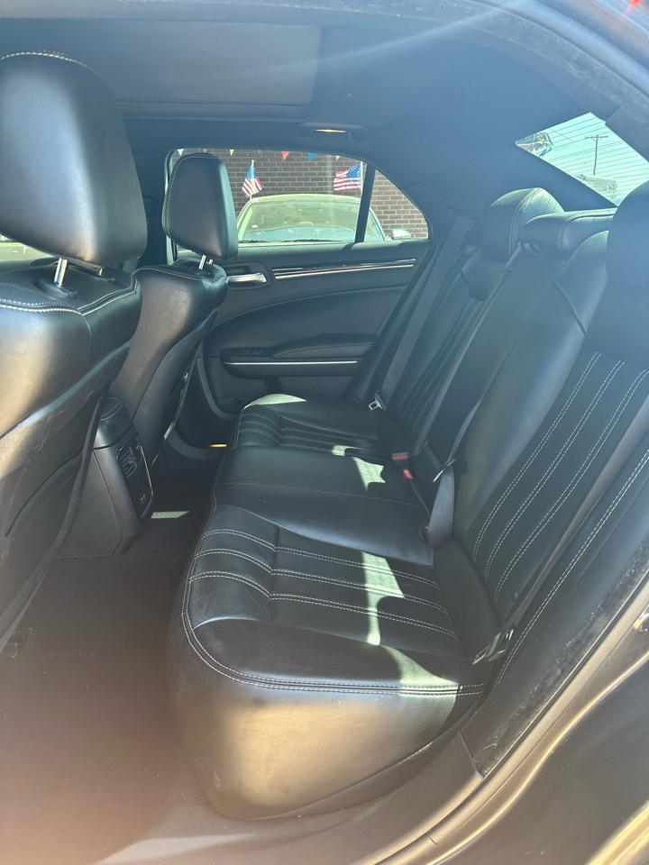 Chrysler 300 300S RWD 2021