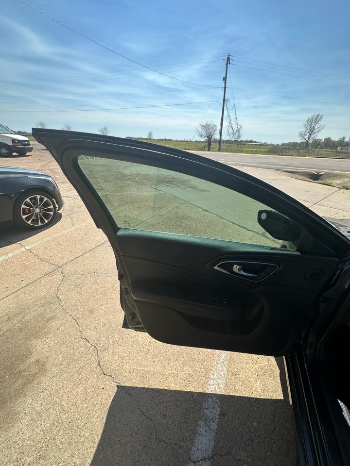 Chrysler 200 Limited Platinum FWD 2017