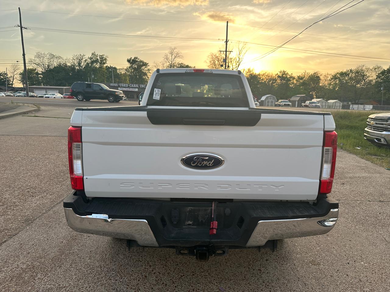 Ford Super Duty F-250 SRW King Ranch 4WD Crew Cab 8' Box 2019