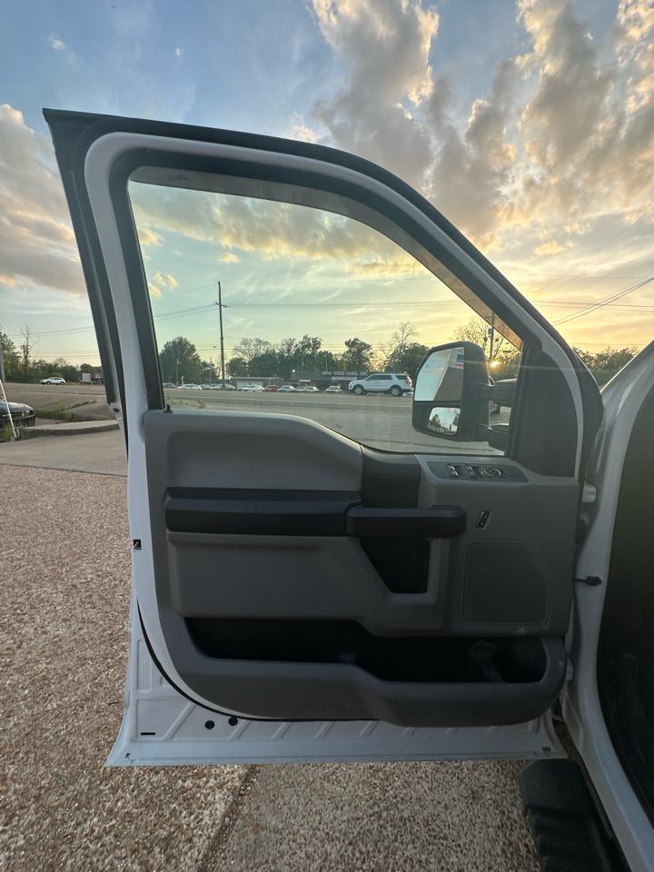 Ford Super Duty F-250 SRW King Ranch 4WD Crew Cab 8' Box 2019