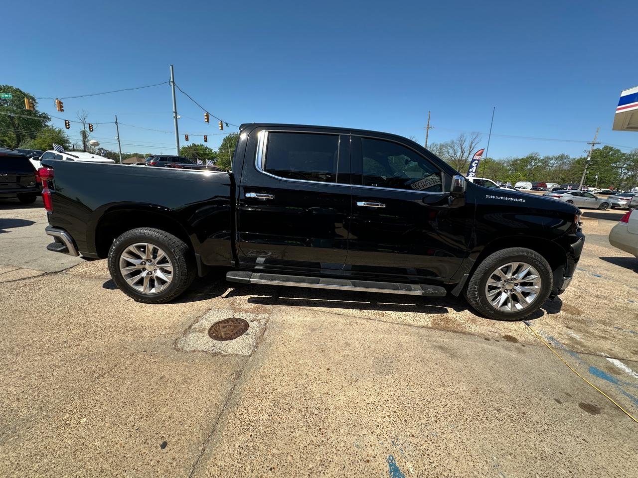 Chevrolet Silverado 1500 2WD Crew Cab 147" LTZ 2021