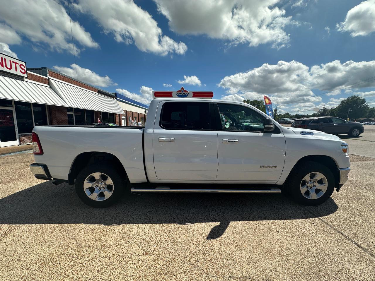 RAM 1500 Big Horn/Lone Star 4x4 Crew Cab 5'7" Box 2019