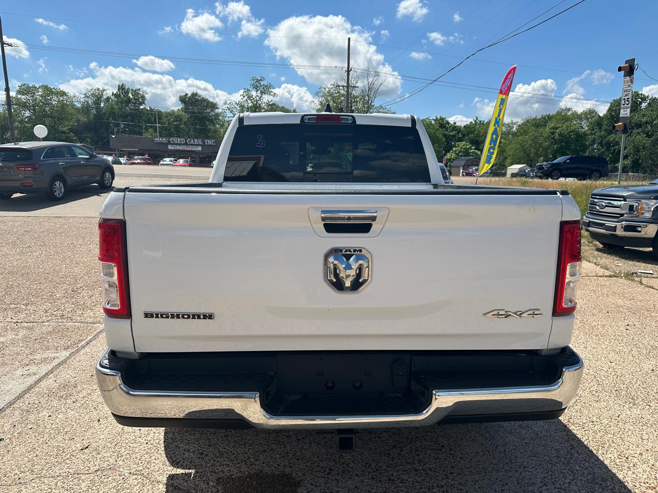 RAM 1500 Big Horn/Lone Star 4x4 Crew Cab 5'7" Box 2019