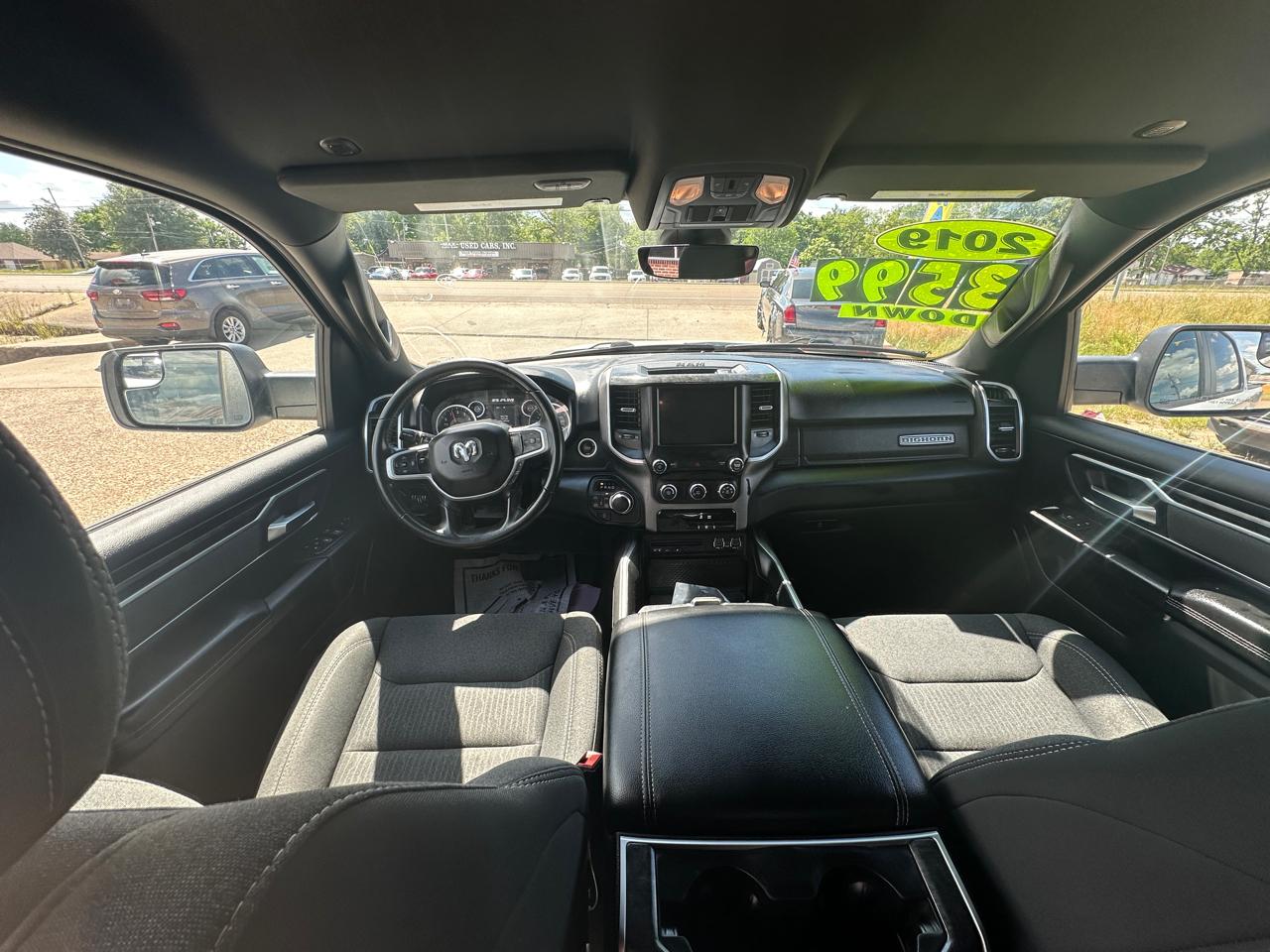 RAM 1500 Big Horn/Lone Star 4x4 Crew Cab 5'7" Box 2019