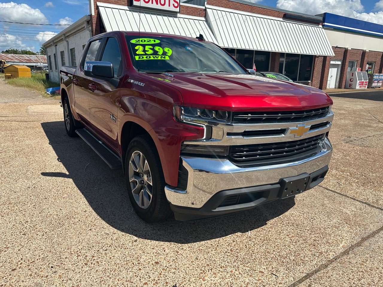 Chevrolet Silverado 1500 2WD Crew Cab 147" LT 2021