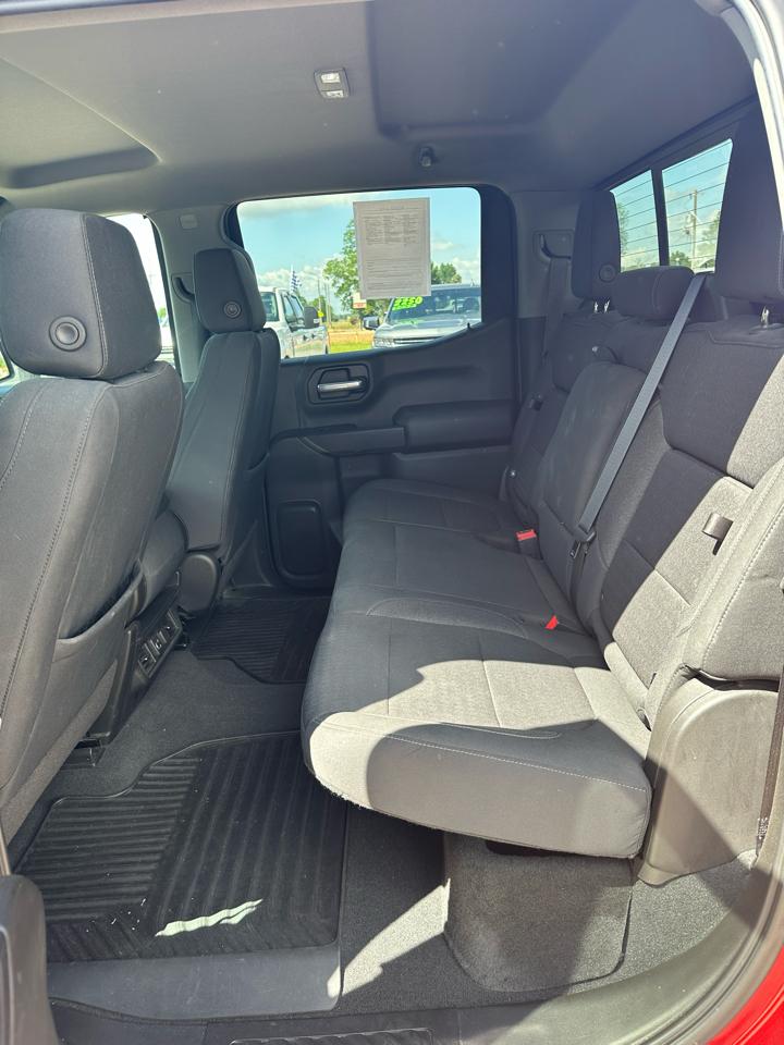 Chevrolet Silverado 1500 2WD Crew Cab 147" LT 2021