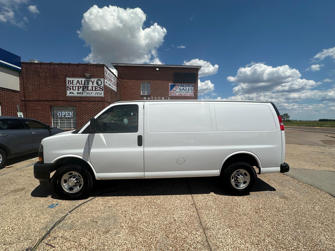 Chevrolet Express Cargo Van RWD 2500 135" 2021