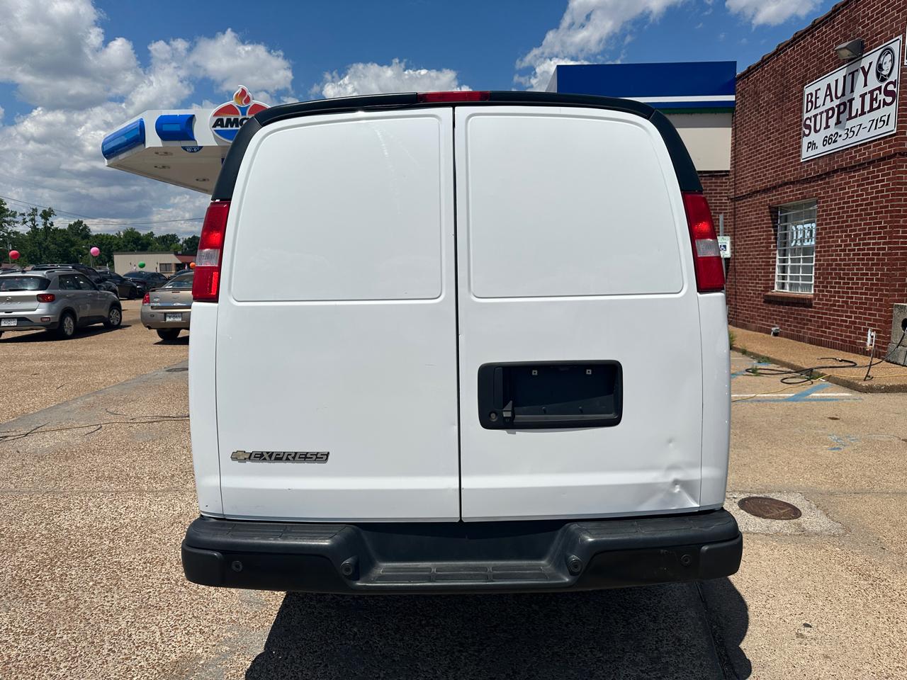 Chevrolet Express Cargo Van RWD 2500 135" 2021