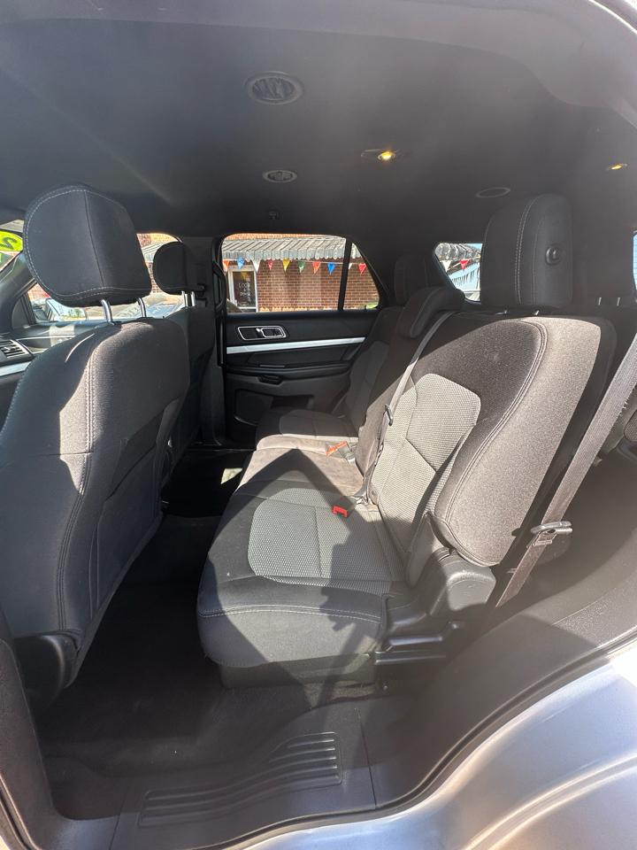 Ford Explorer XLT 4WD 2017