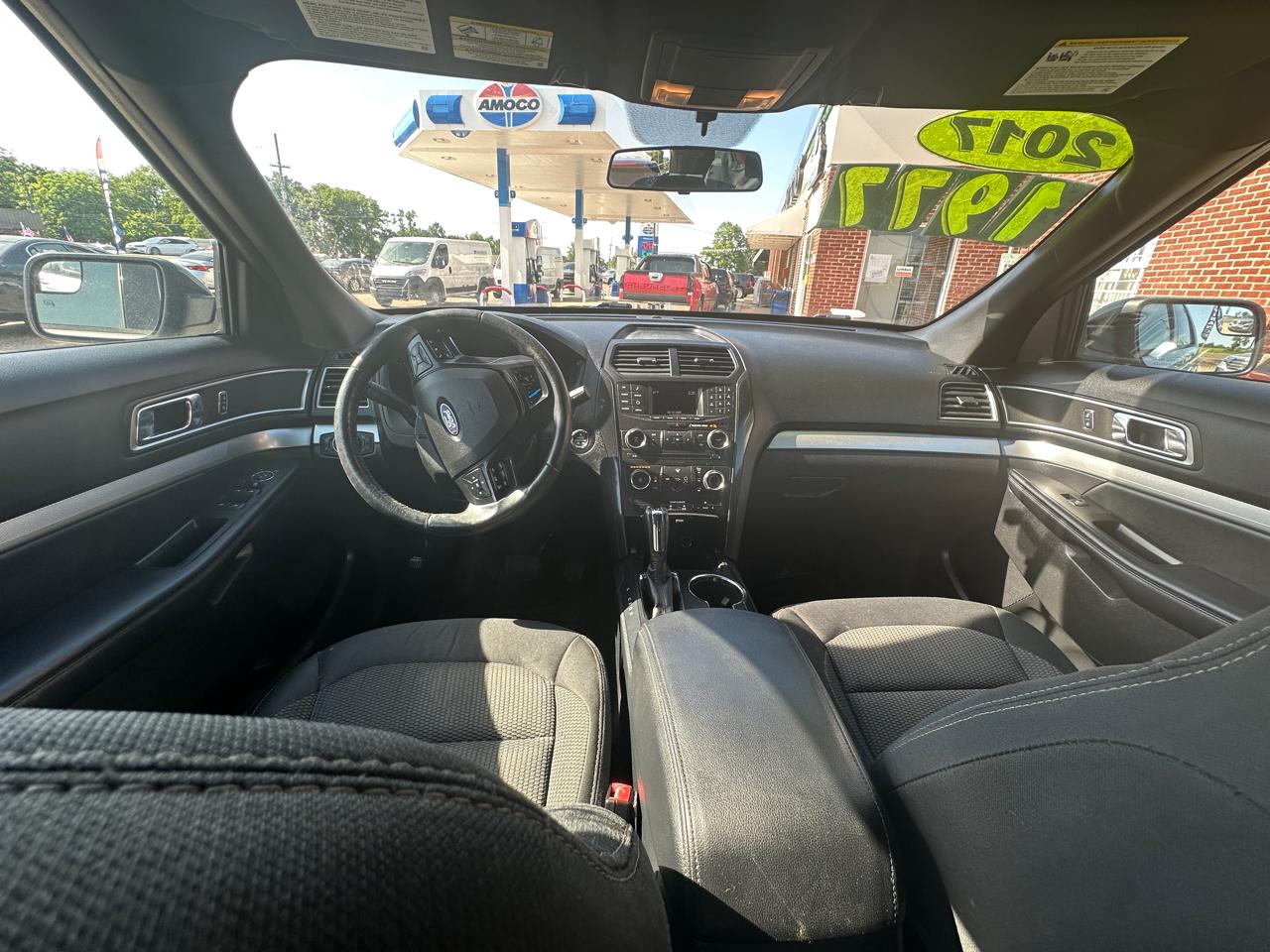Ford Explorer XLT 4WD 2017