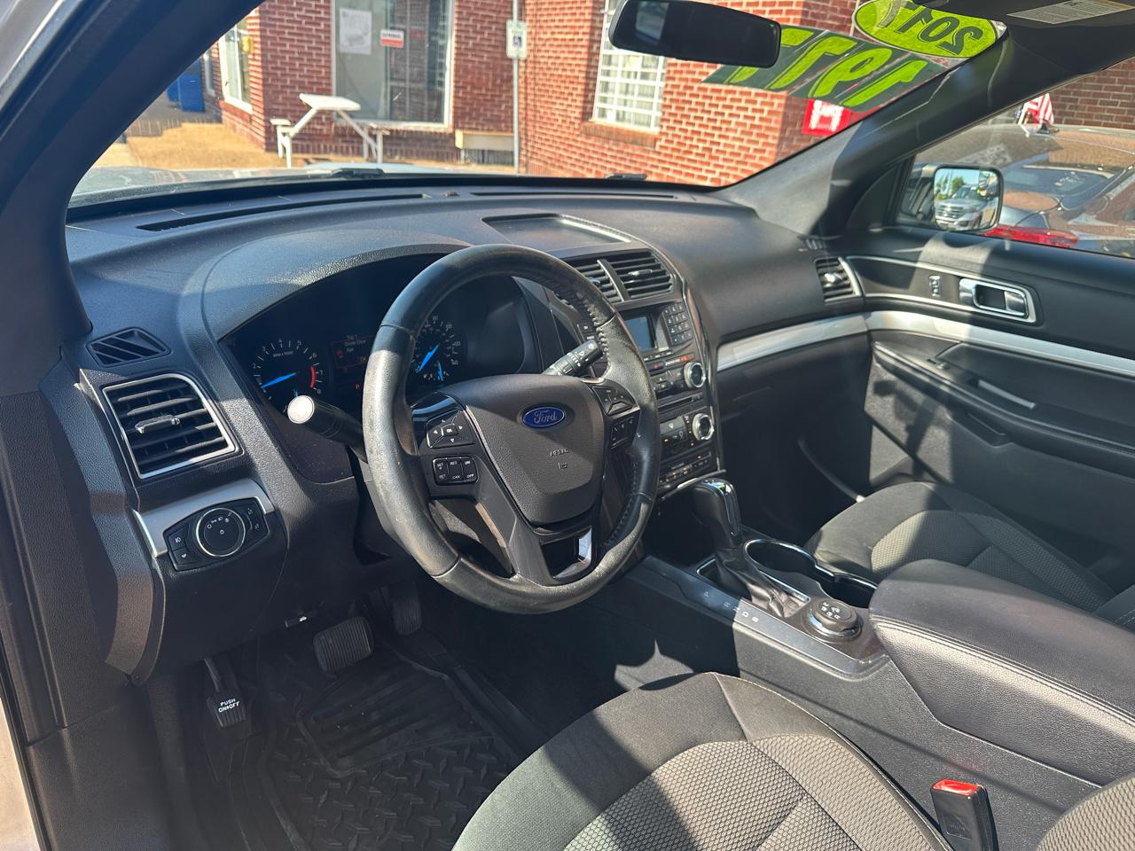 Ford Explorer XLT 4WD 2017