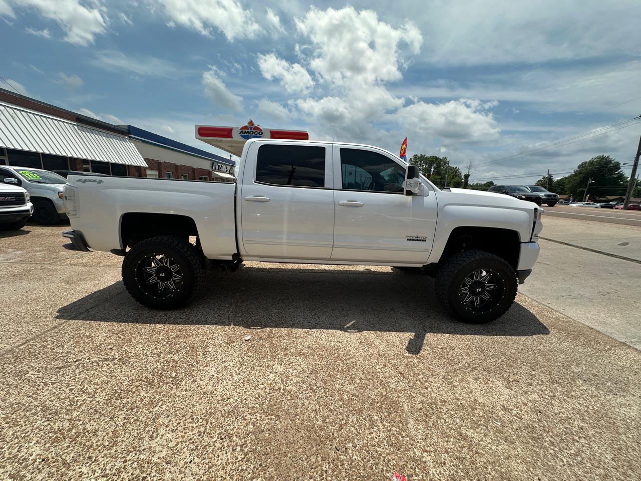 Chevrolet Silverado 1500 4WD Crew Cab 143.5" LT w/1LT 2018