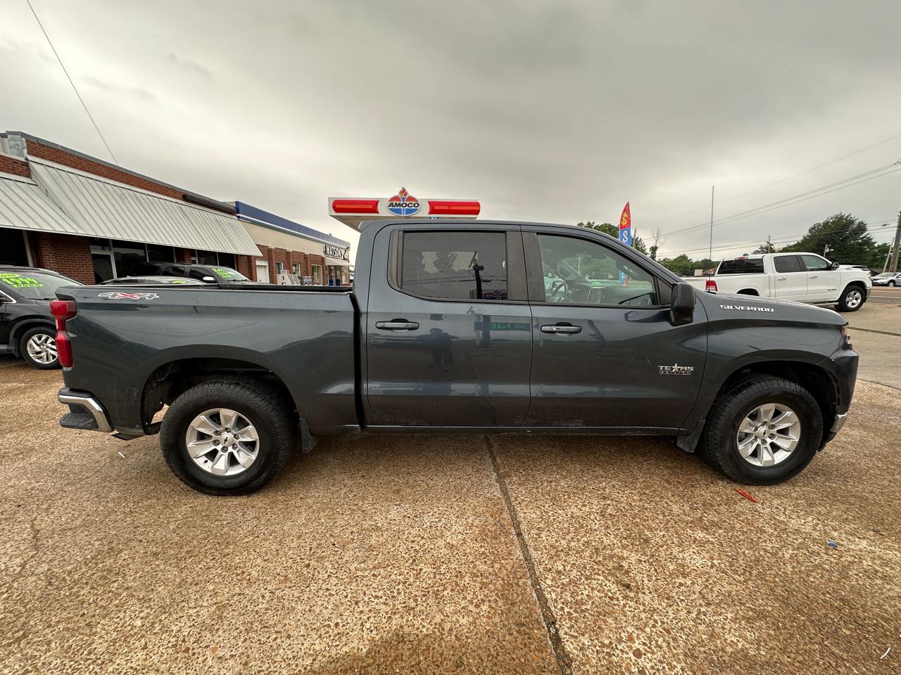 Chevrolet Silverado 1500 4WD Crew Cab 147" LT 2020