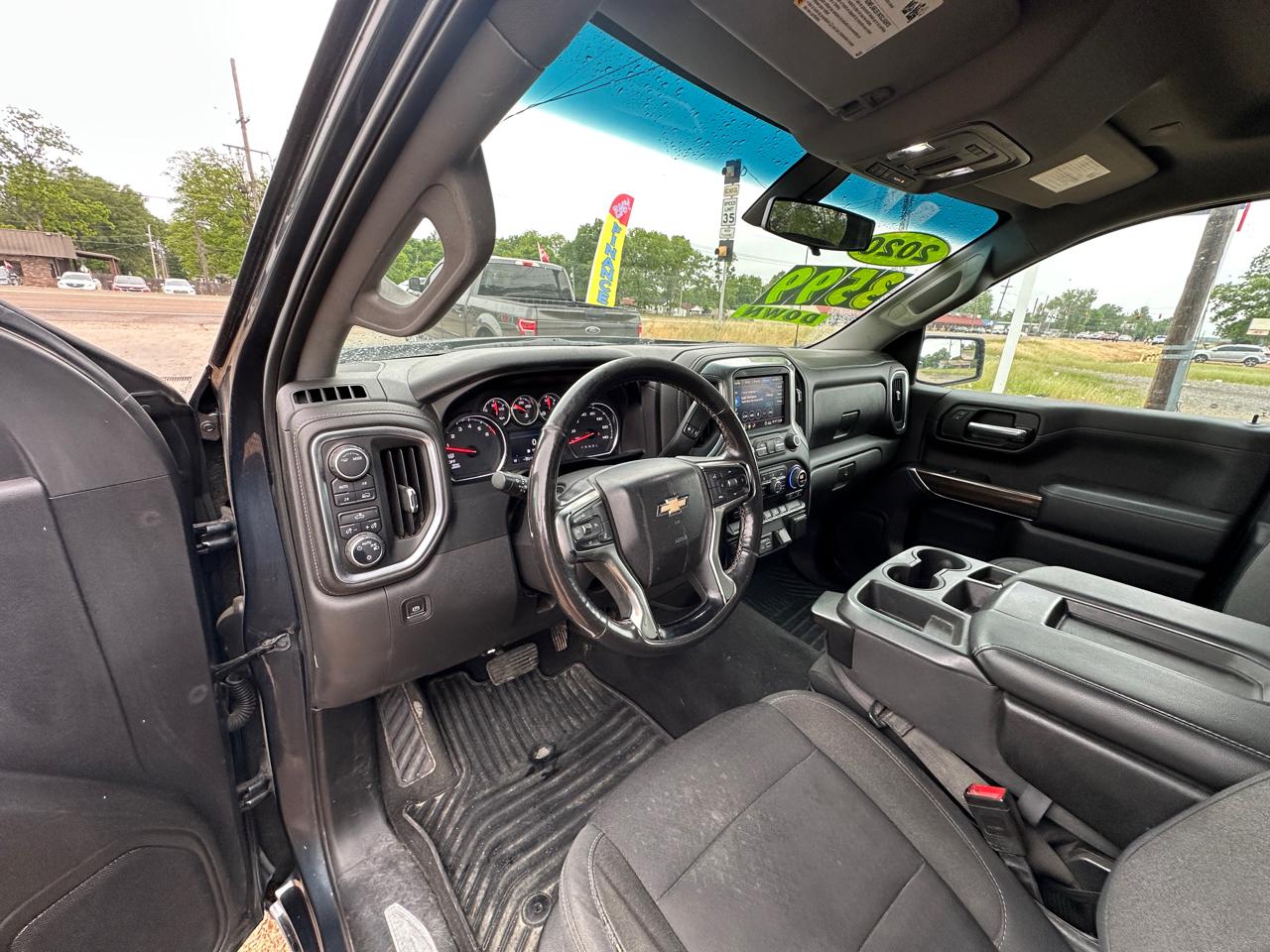 Chevrolet Silverado 1500 4WD Crew Cab 147" LT 2020