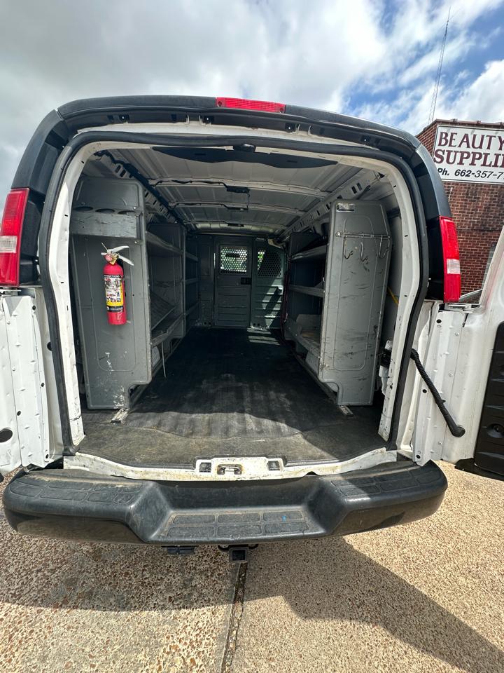 Chevrolet Express Cargo Van RWD 2500 135" 2021