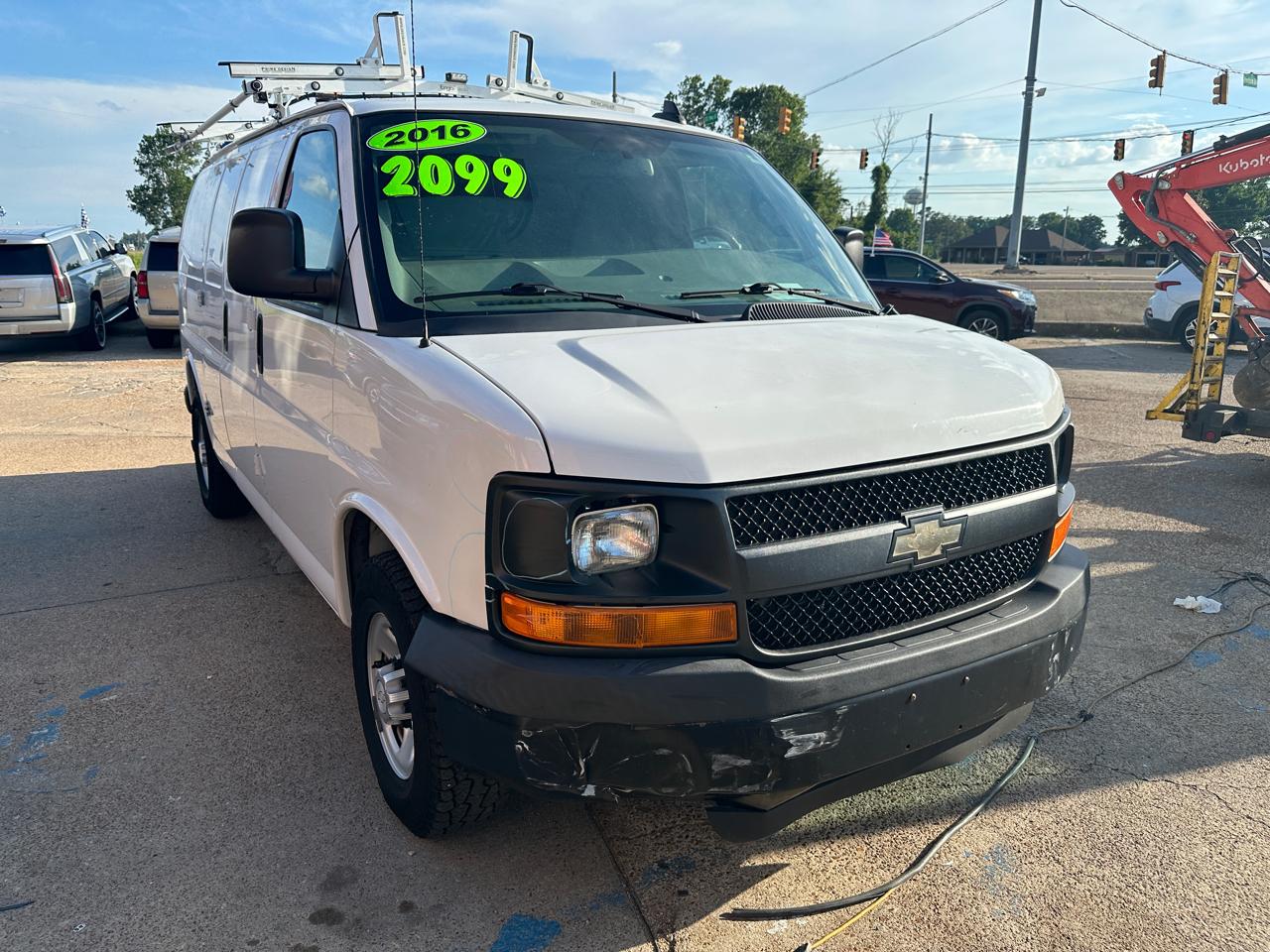 Chevrolet Express Cargo Van RWD 2500 135" 2016