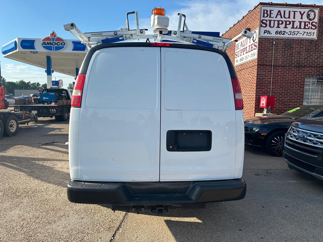 Chevrolet Express Cargo Van RWD 2500 135" 2016