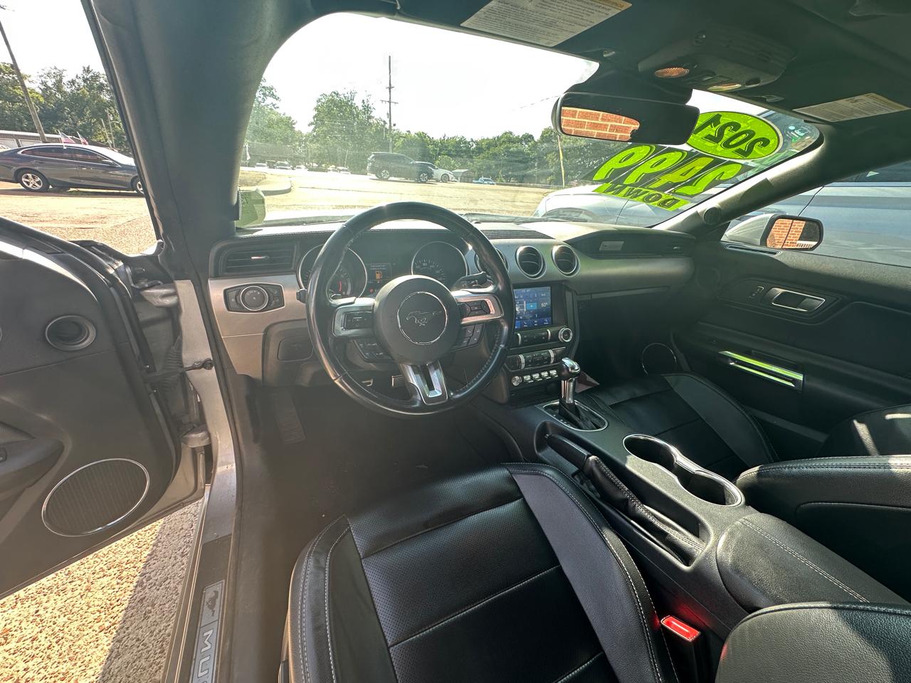 Ford Mustang EcoBoost Convertible 2021