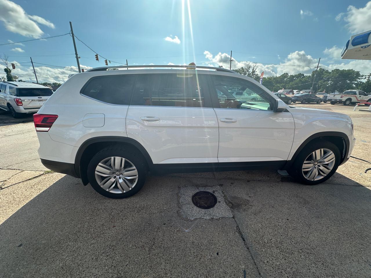 Volkswagen Atlas 3.6L V6 SE w/Technology 4MOTION 2019