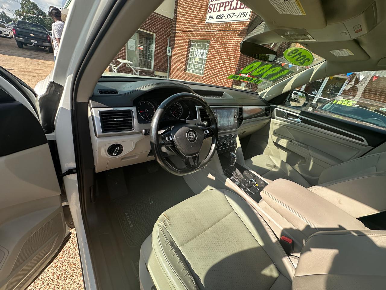 Volkswagen Atlas 3.6L V6 SE w/Technology 4MOTION 2019