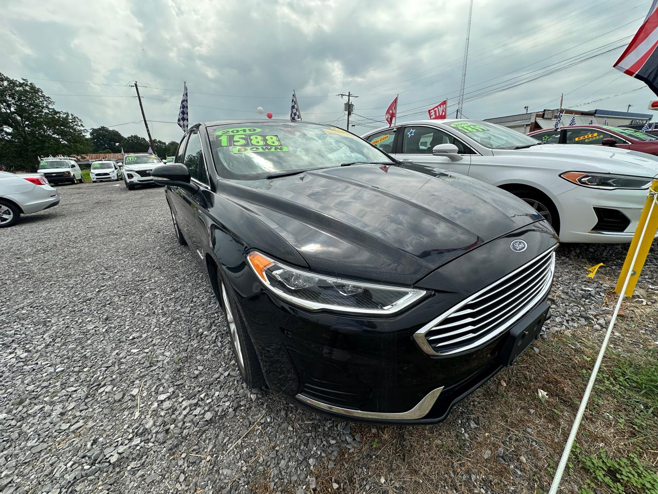 Ford Fusion Hybrid SEL FWD 2019