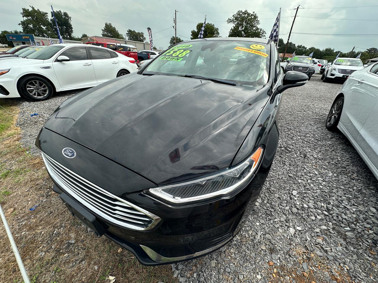 Ford Fusion Hybrid SEL FWD 2019