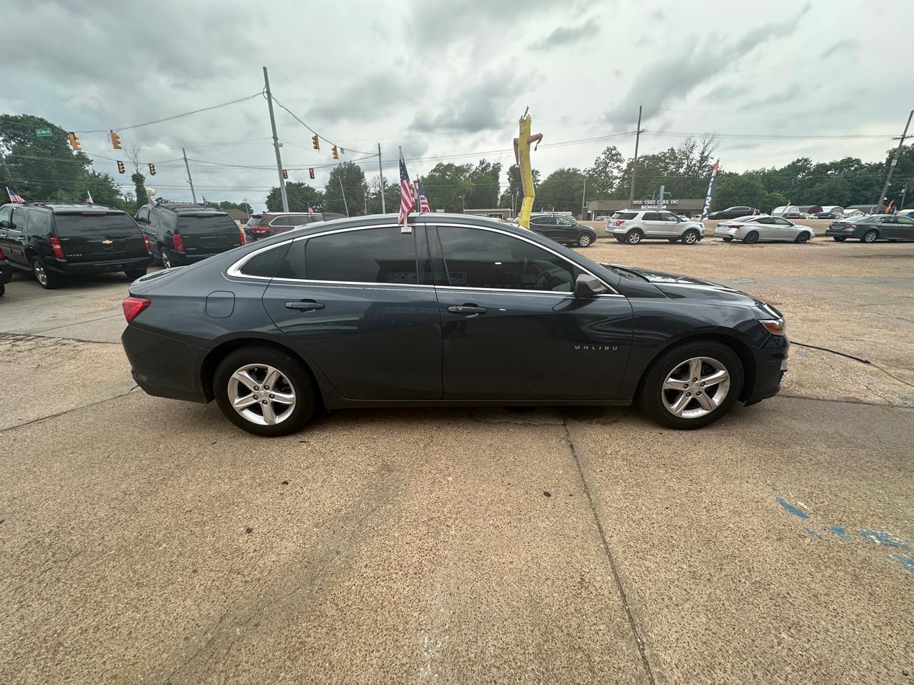 Chevrolet Malibu 4dr Sdn LS w/1LS 2020