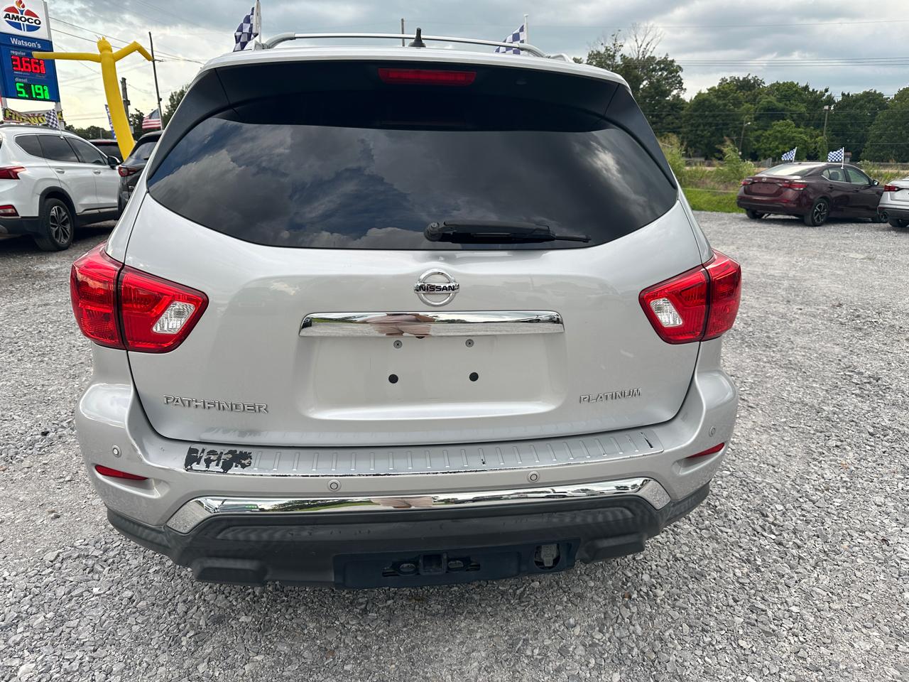 Nissan Pathfinder FWD Platinum 2018