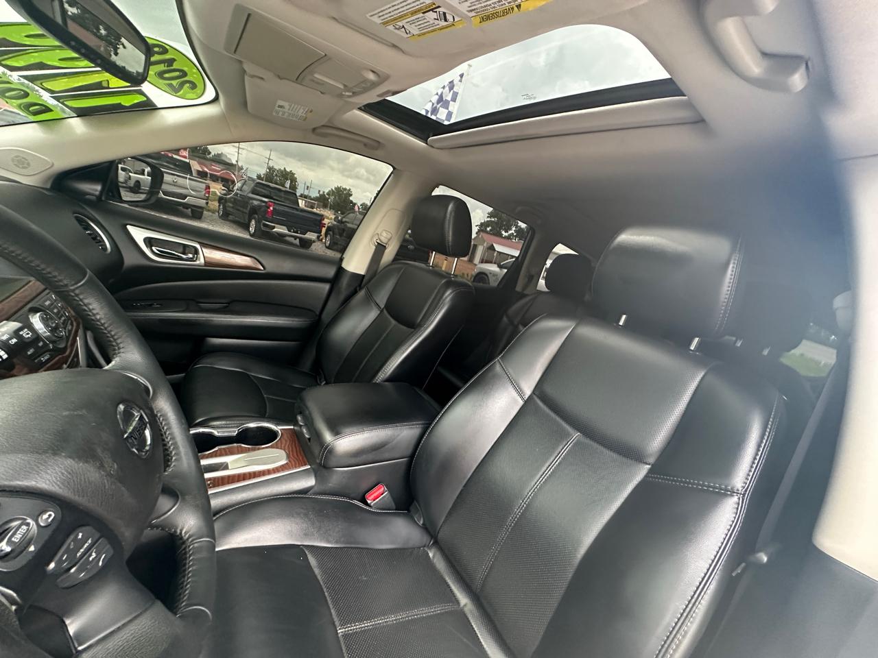 Nissan Pathfinder FWD Platinum 2018