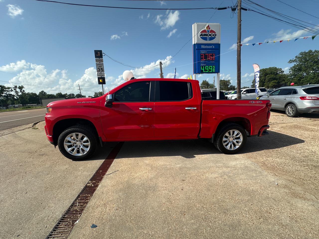2021 Chevrolet Silverado 1500 4WD Crew Cab 147" Custom
