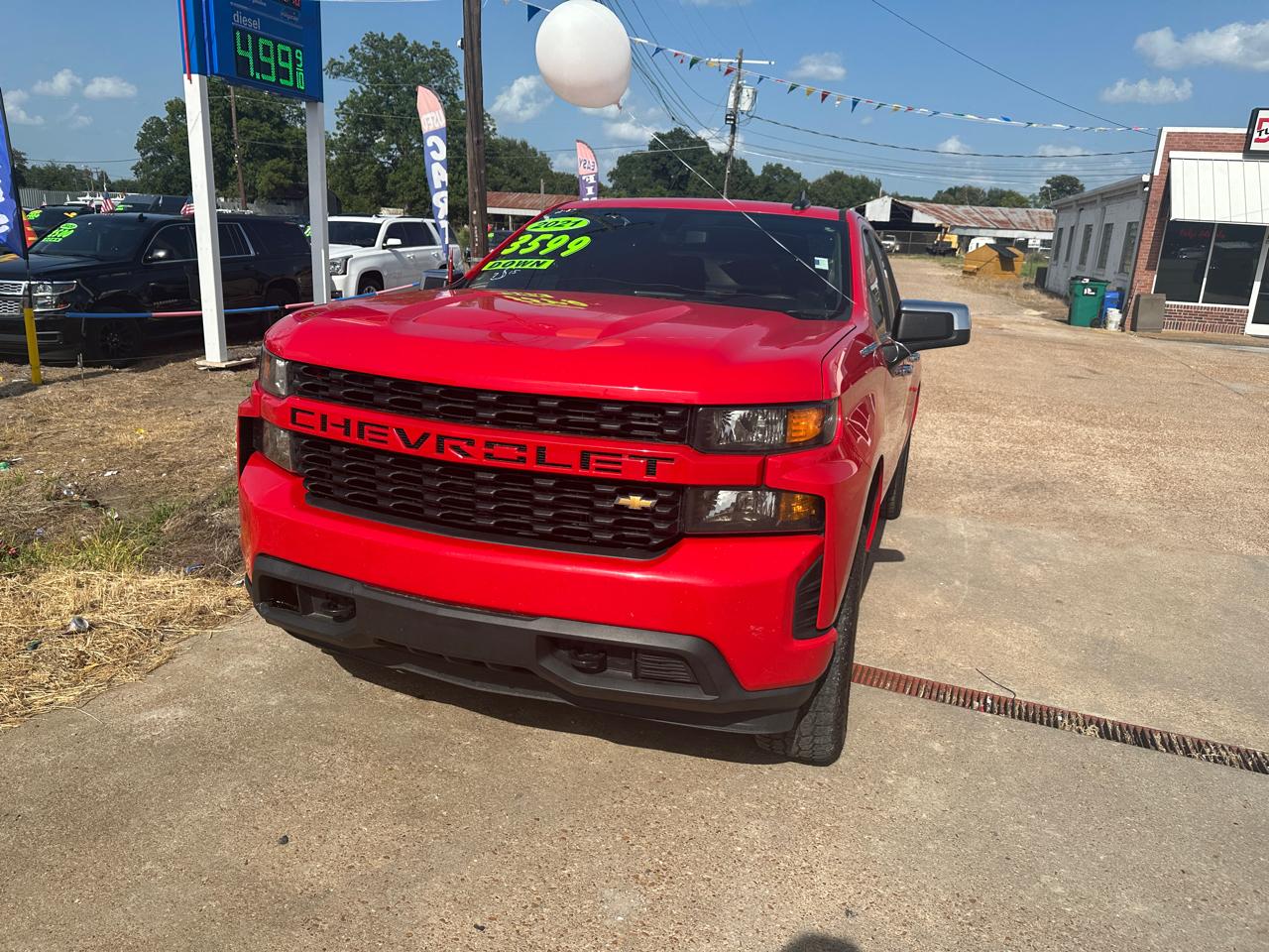 Chevrolet Silverado 1500 4WD Crew Cab 147" Custom 2021