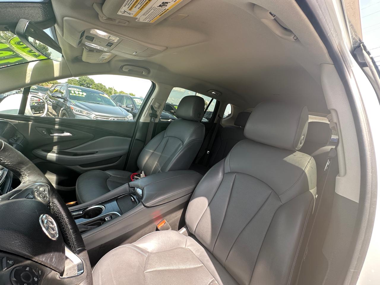 Buick Envision FWD 4dr Essence 2019