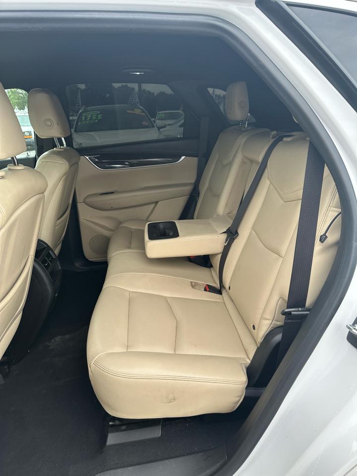 Cadillac XT5 FWD 4dr 2017