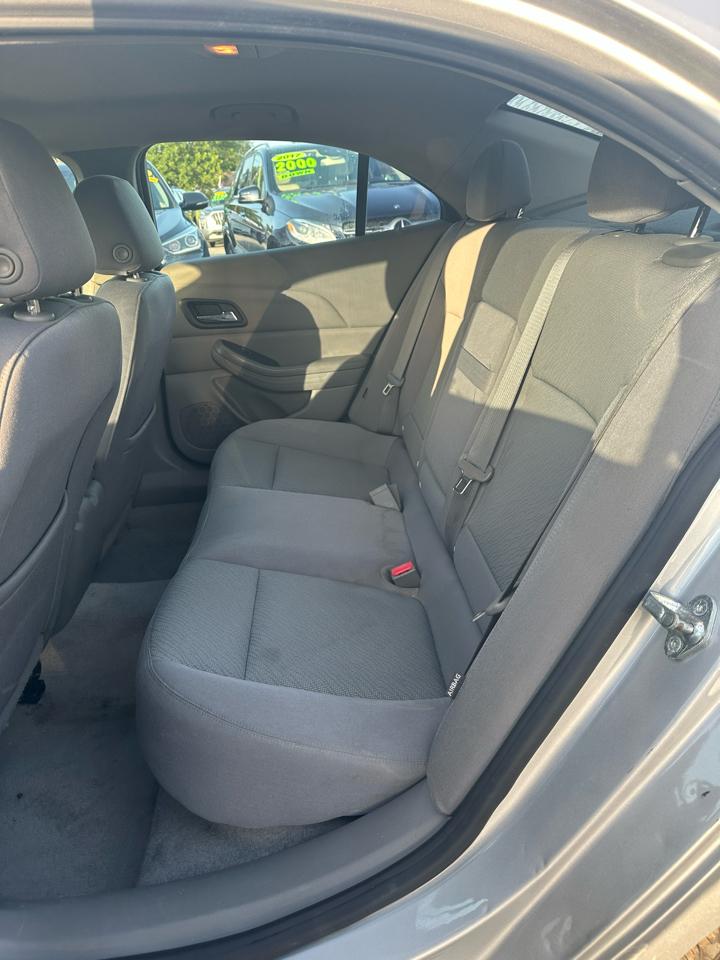 Chevrolet Malibu 4dr Sdn LS w/1LS 2013