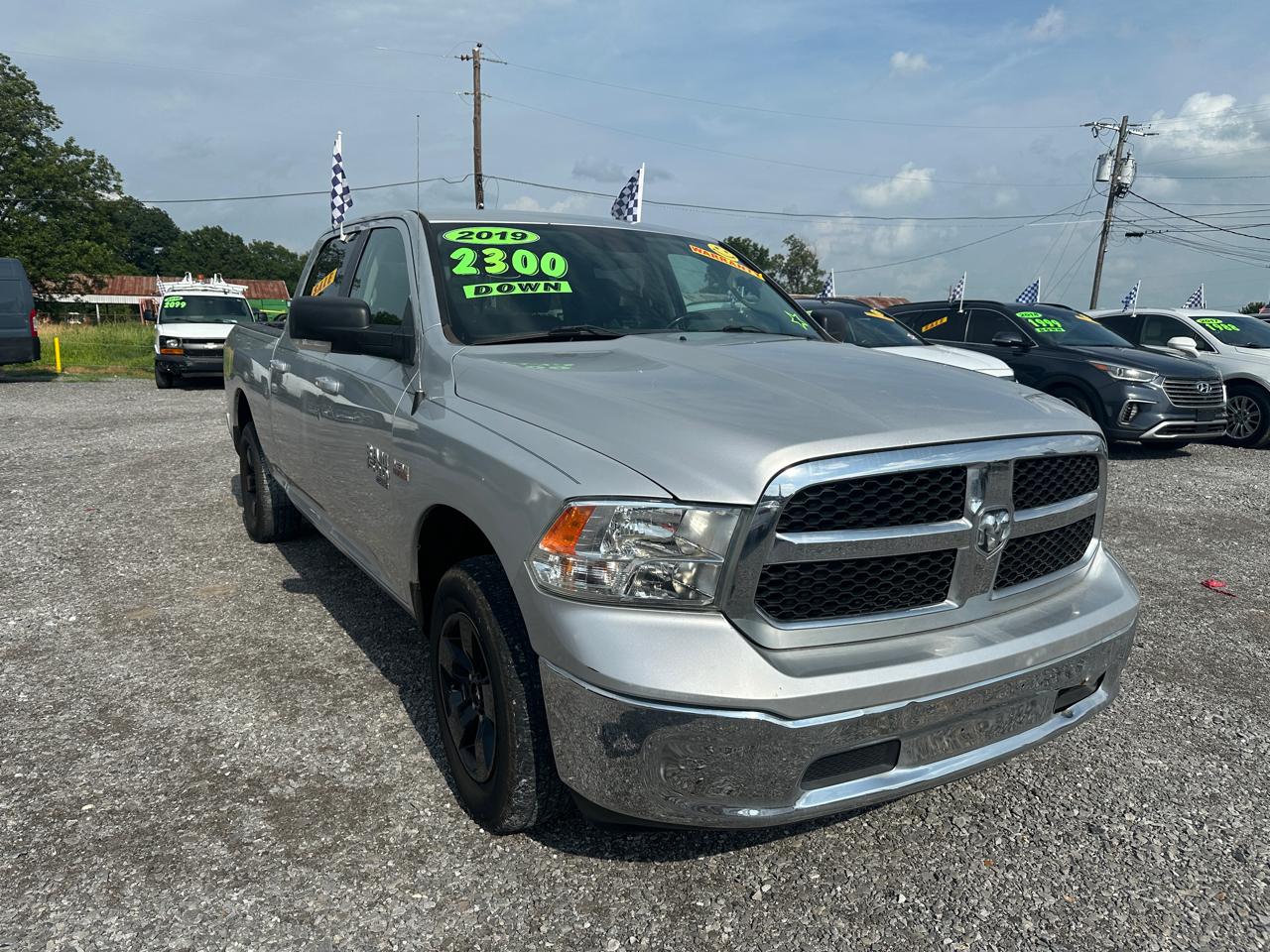 RAM 1500 Classic SLT 4x4 Crew Cab 6'4" Box 2019