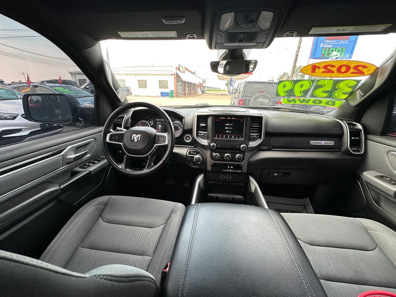 RAM 1500 Lone Star 4x2 Quad Cab 6'4" Box 2021
